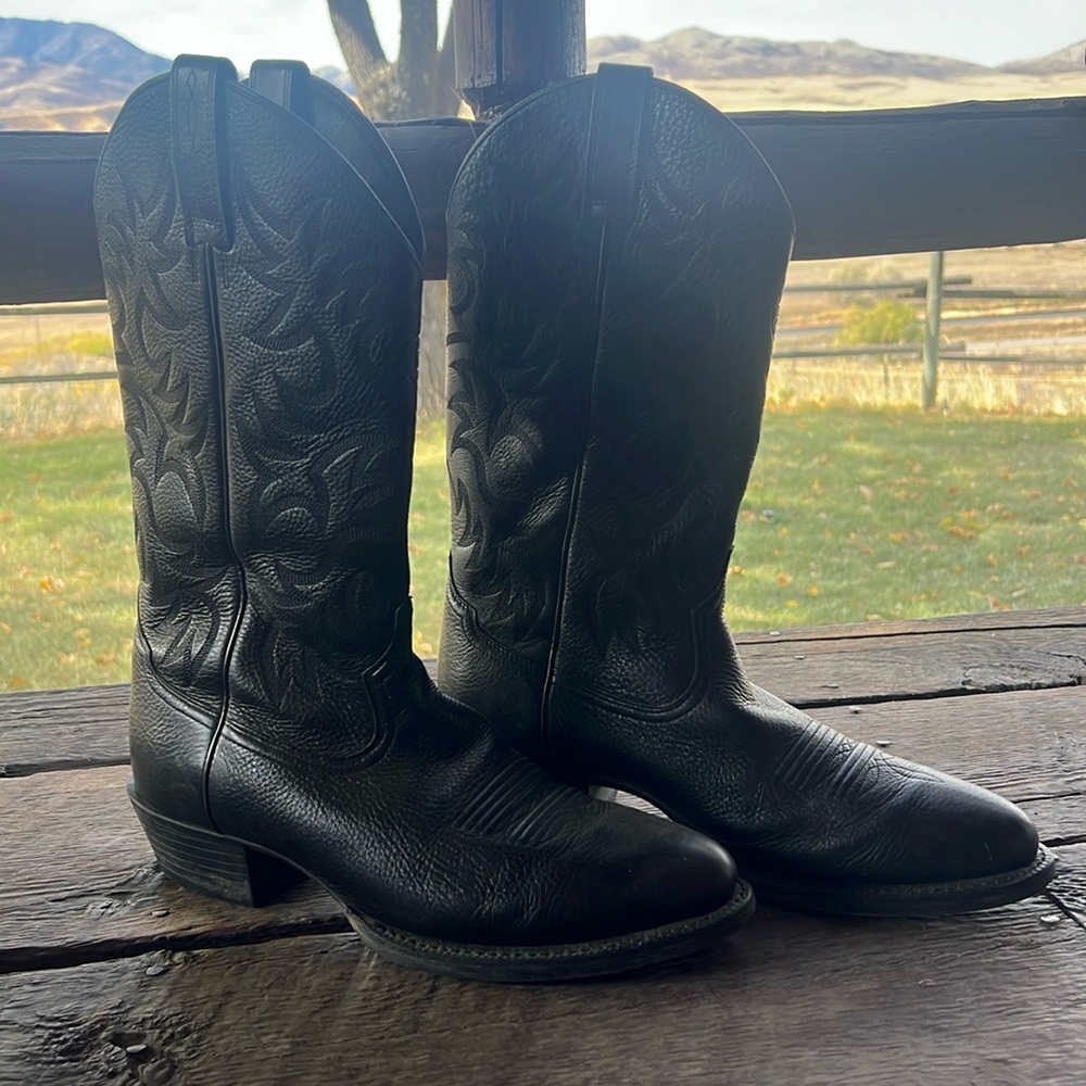 All Black Ariat Men’s Boots